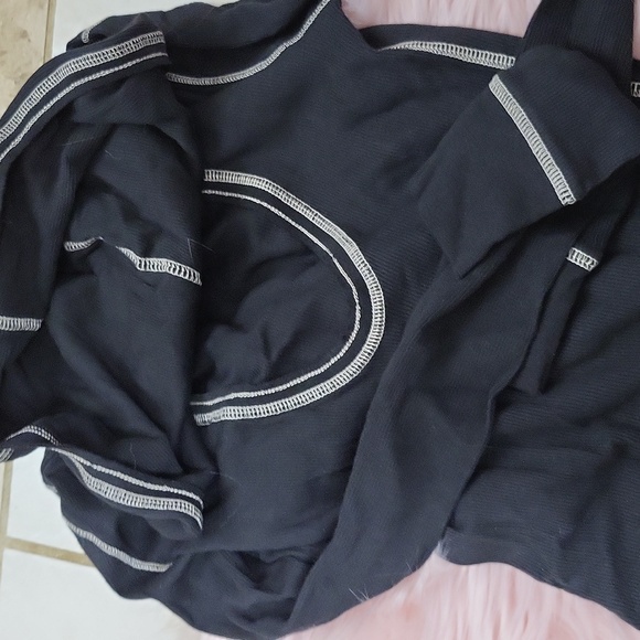 Brand New VICTORIA'S SECRET HOODIE Tee Shirt-XS - Picture 5 of 8